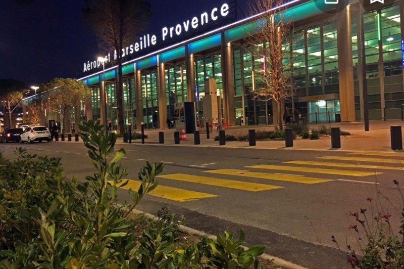 Réserver un Taxi depuis l’aéroport de Marseille Provence vers la gare Tgv d'Aix en Provence